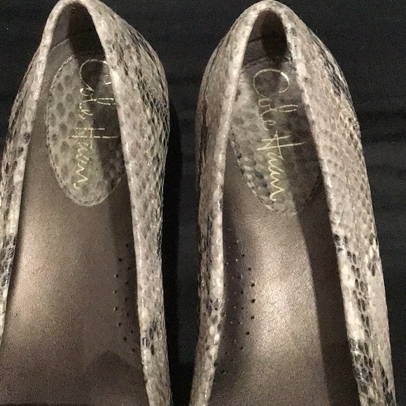 EUC. COLE HAAN Snakeskin Penny Loafer Shoes Slip On - Picture 4 of 9